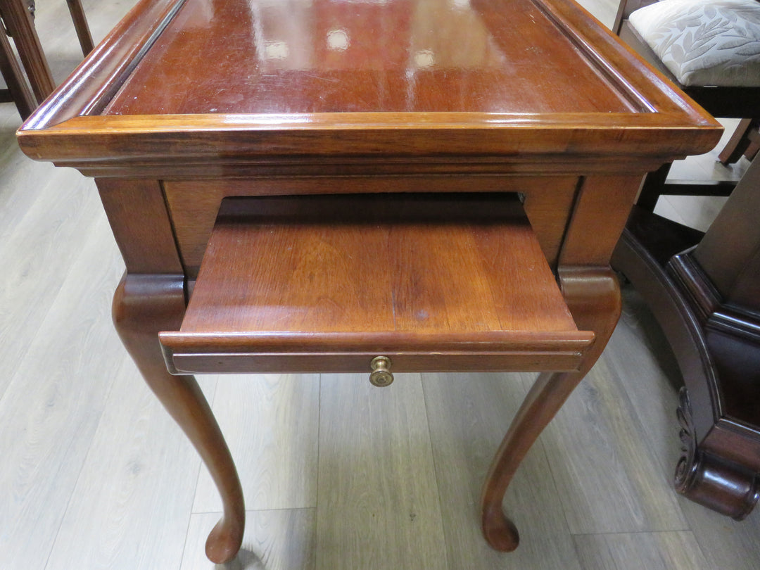 Hammary Furniture Co. Tea Table