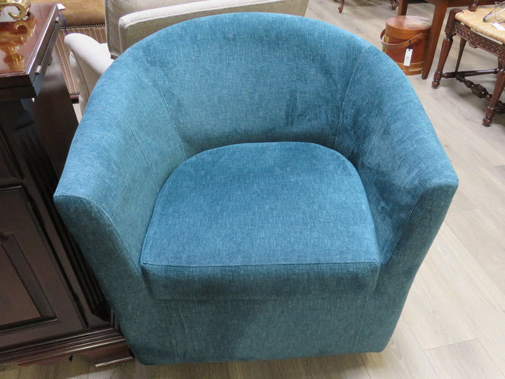 Barrel Back Swivel Chair