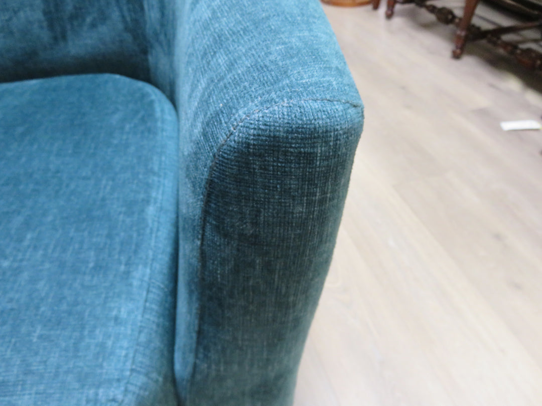 Barrel Back Swivel Chair