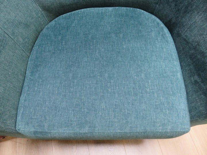 Barrel Back Swivel Chair