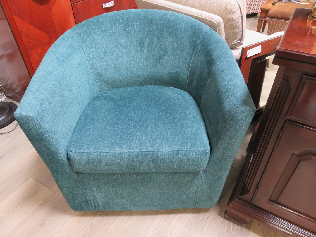 Barrel Back Swivel Chair