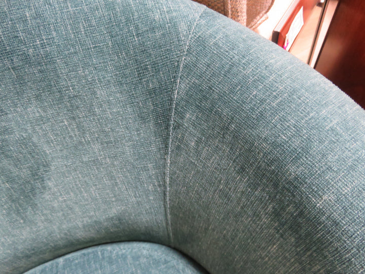 Barrel Back Swivel Chair