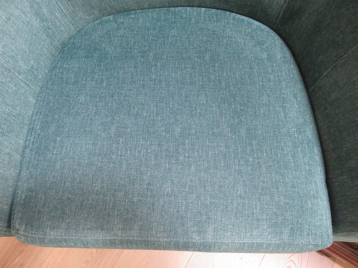 Barrel Back Swivel Chair
