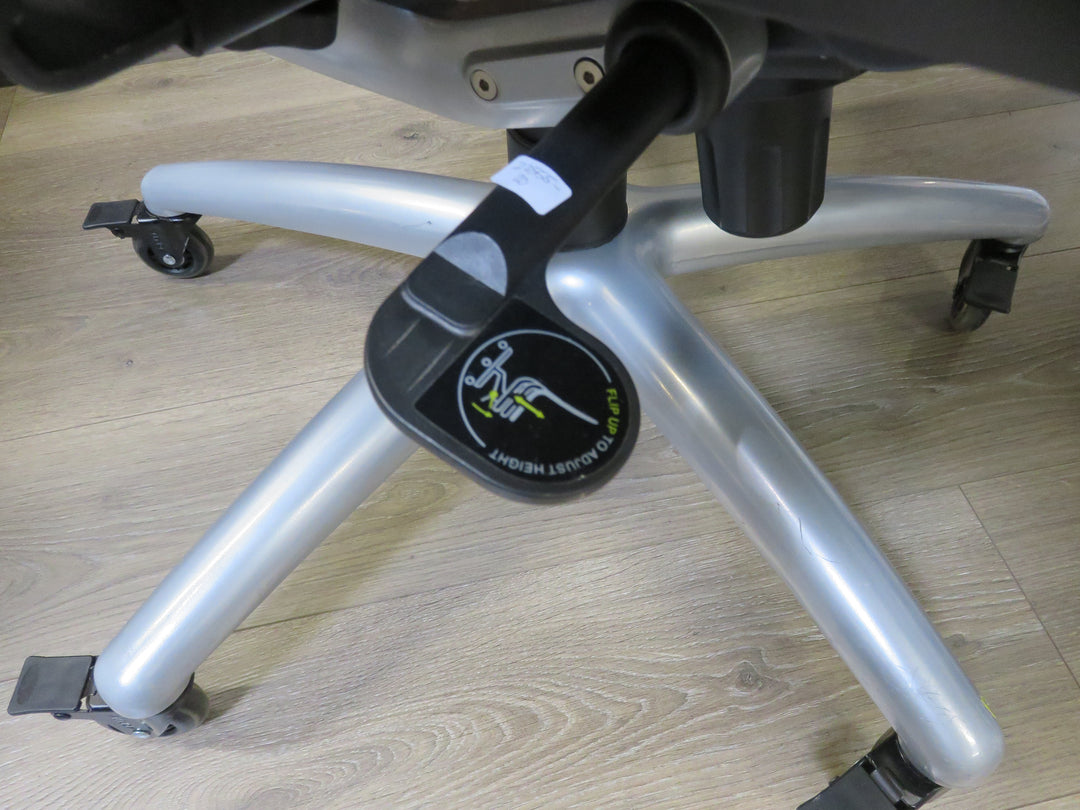 Merryfair Black Office Chair