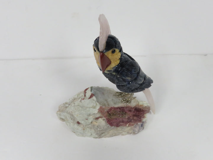 Cockatoo Mounted on Quartz