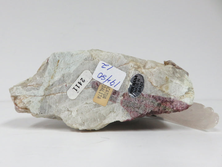 Cockatoo Mounted on Quartz