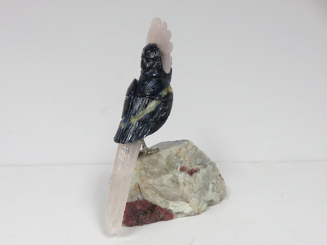 Cockatoo Mounted on Quartz