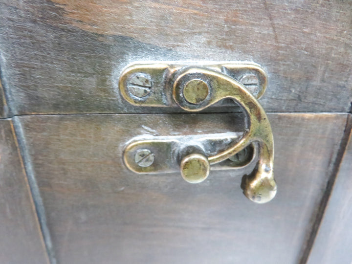 Trunk Style Box