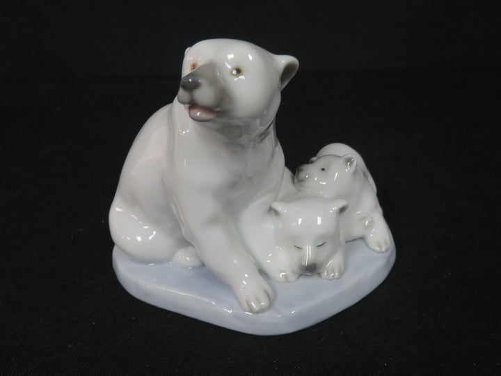 Lladró Polar Bear with Cubs