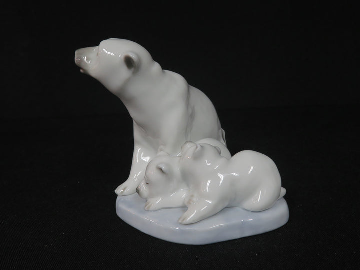 Lladró Polar Bear with Cubs