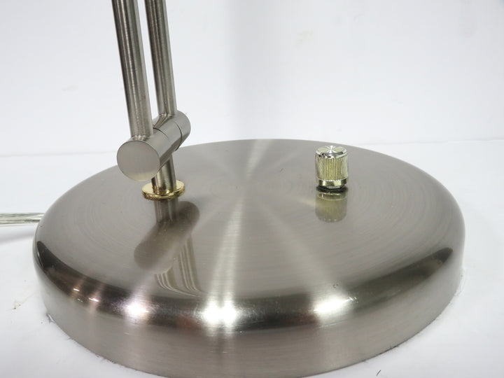 Task Desk Lamp
