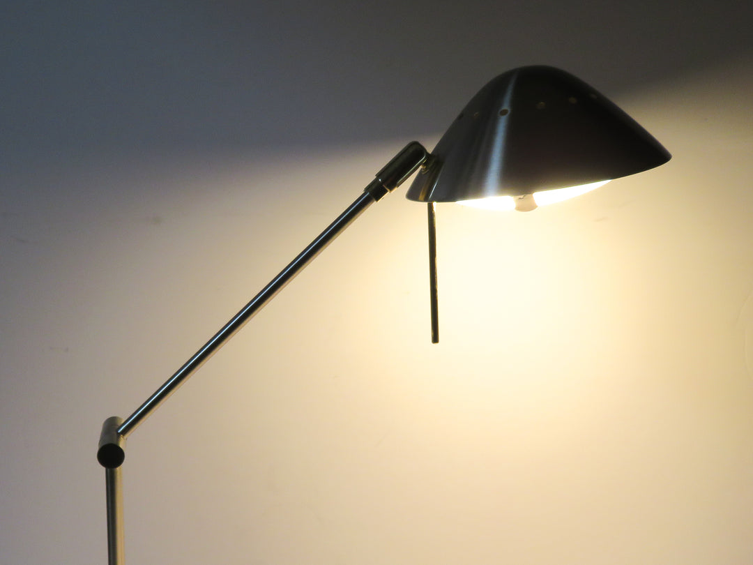 Task Desk Lamp