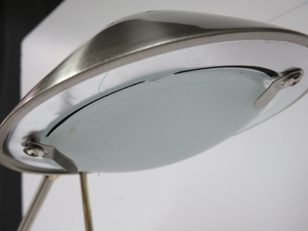 Task Desk Lamp