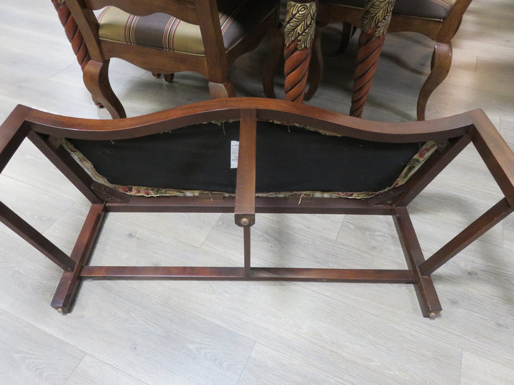 Upholstered Serpentine Bench