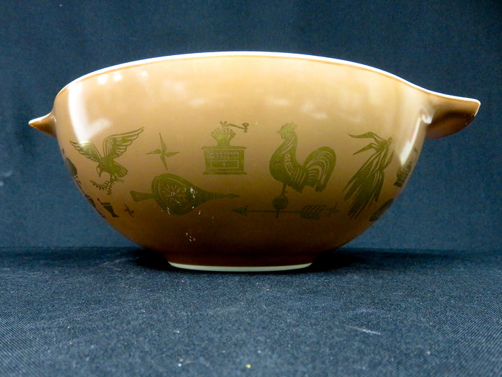 PYREX Mixing Bowl