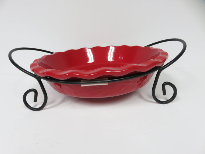 Stoneware Pie Plate in Holder