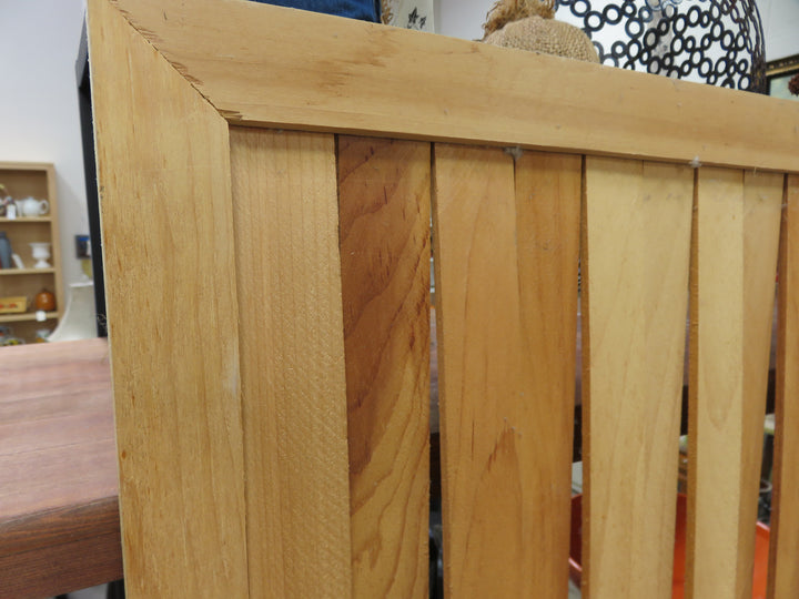 Slatted Wood Screen