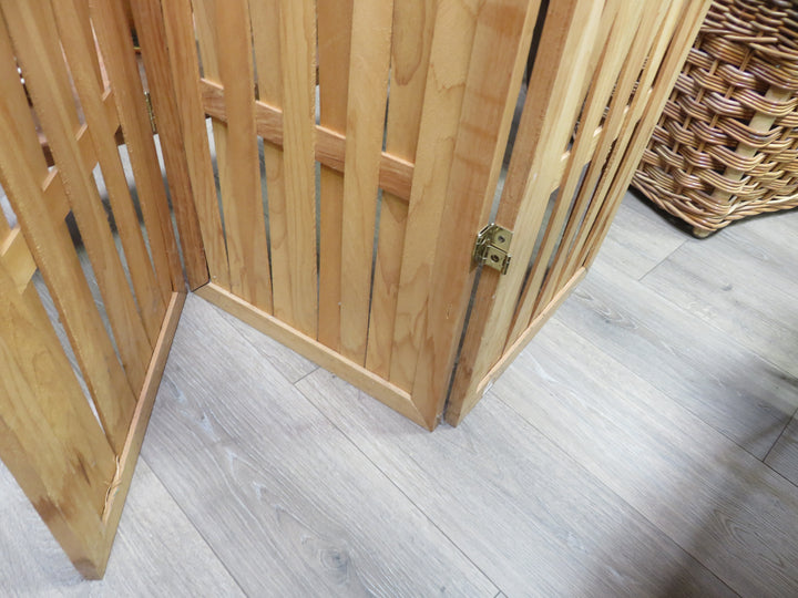 Slatted Wood Screen