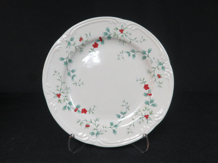 Pfaltzgraff Holiday Dish Set