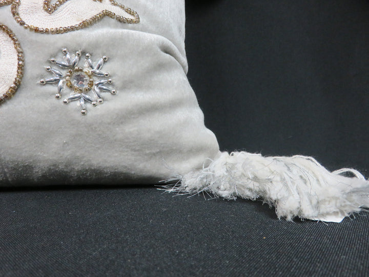 "Let it Snow" Throw Pillow