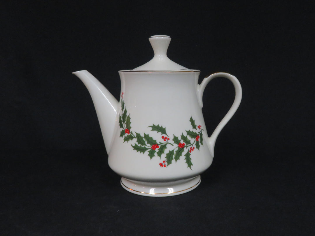 Christmas Holly Teapot