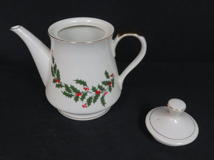 Christmas Holly Teapot