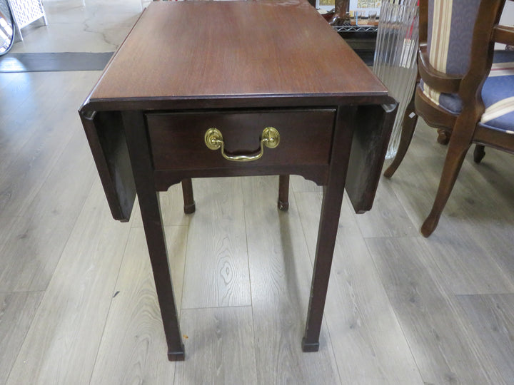 Drop Leaf End Table