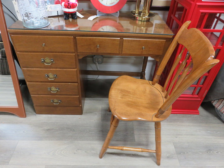 Ethan Allen Child's Desk & Chair