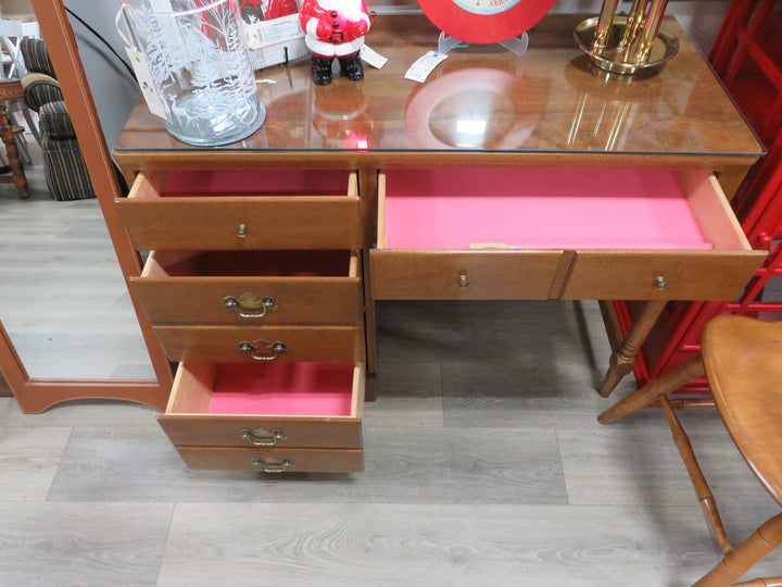 Ethan Allen Child's Desk & Chair