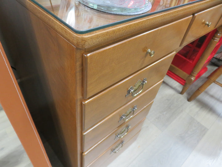 Ethan Allen Child's Desk & Chair