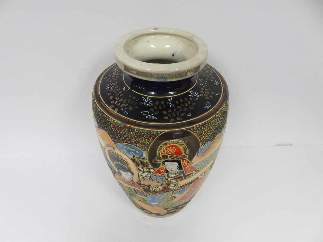 Moriage Detailed Vase