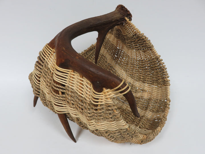 Vintage Leslee Burtt Basket