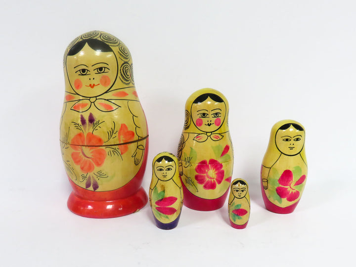 Matryoshka Nesting Dolls