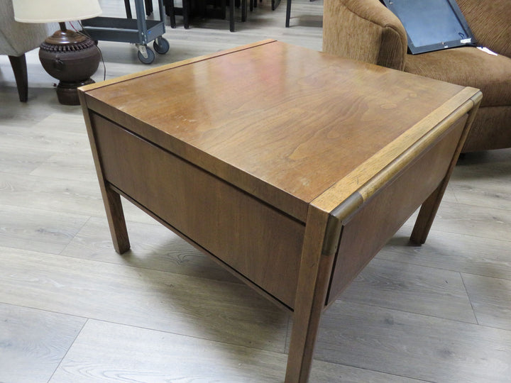 Kroehler MCM End Table