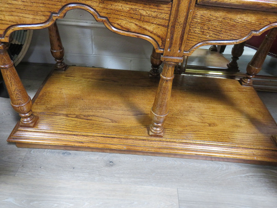 Hibriten Expandable Oak Server