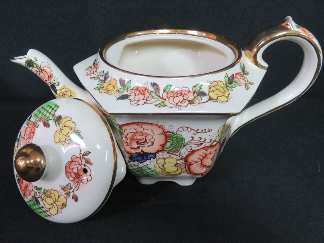 Vintage Sadler Teapot