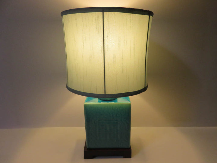 Asian Motif Table Lamp