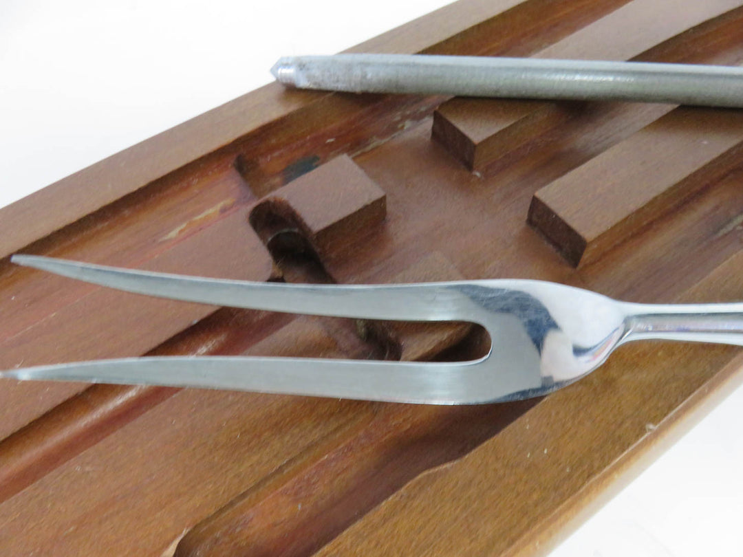 Vintage Robeson Carving Set