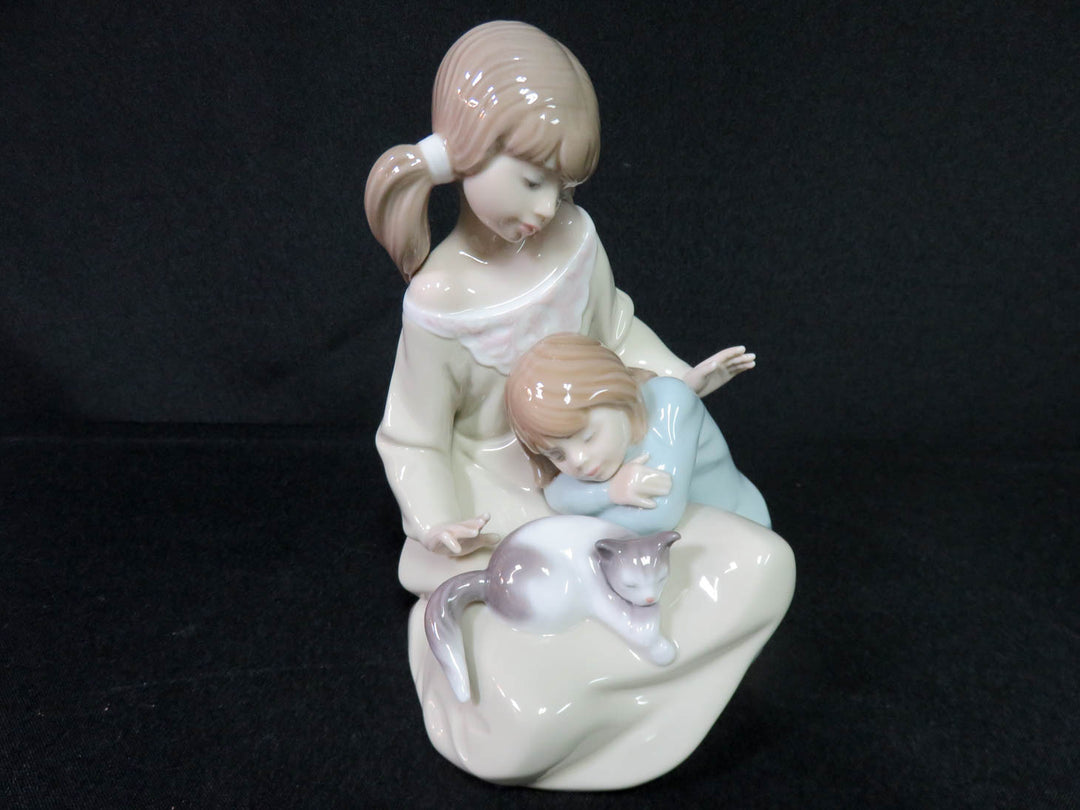 Lladró Figurine