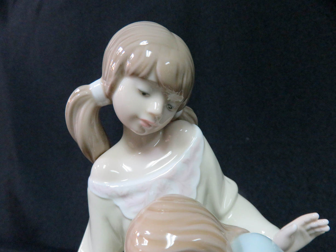 Lladró Figurine