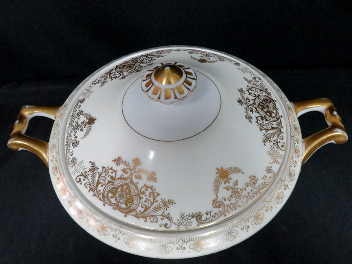 Covered Serving Dish