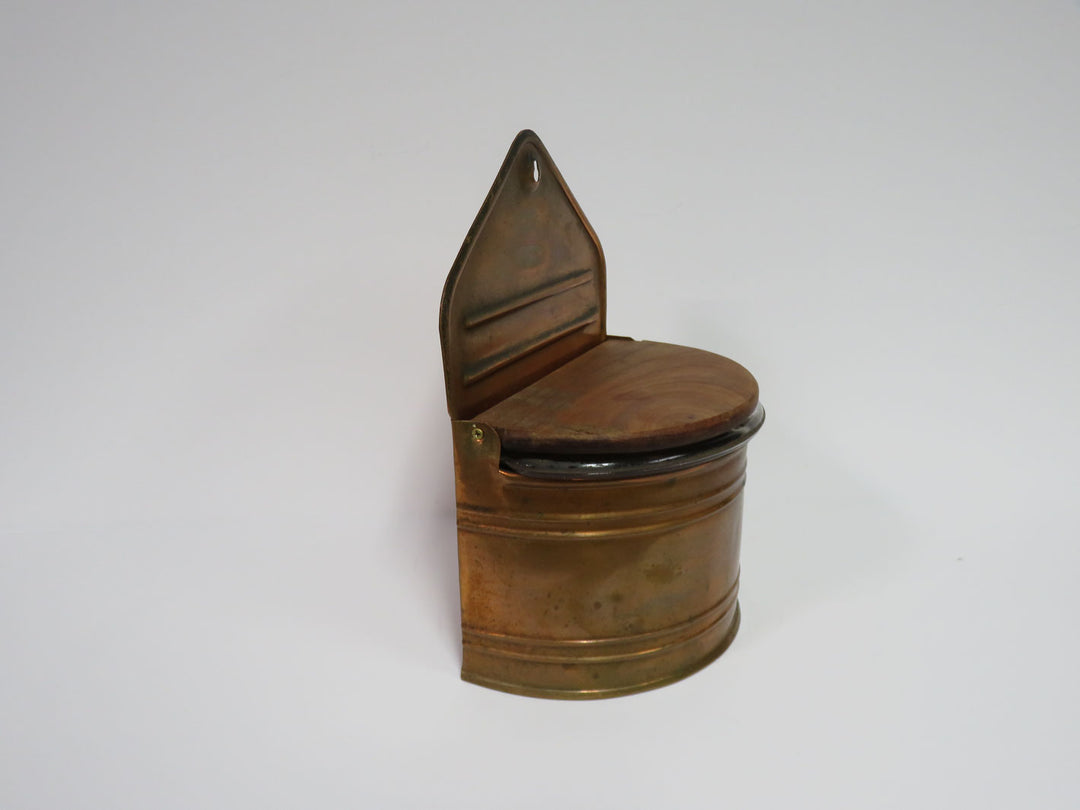 Hanging Mountable Salt Cellar