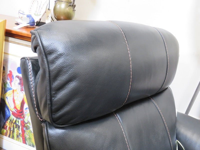 Dual Power Leather Recliner Chair