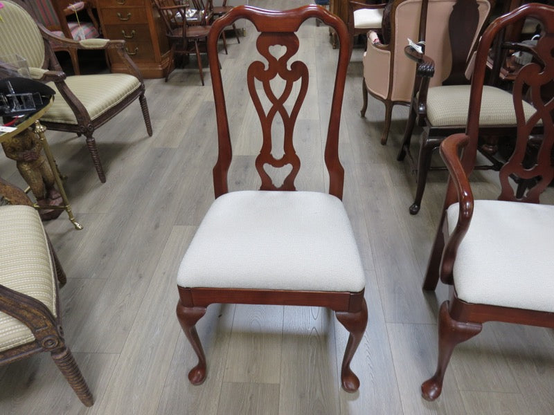Pennsylvania House Dining Table & Chairs
