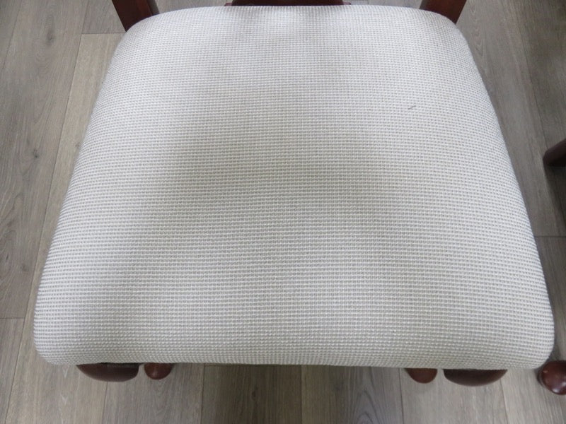 Pennsylvania House Dining Table & Chairs