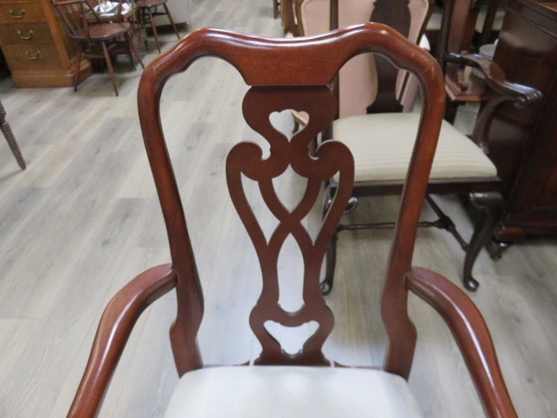 Pennsylvania House Dining Table & Chairs