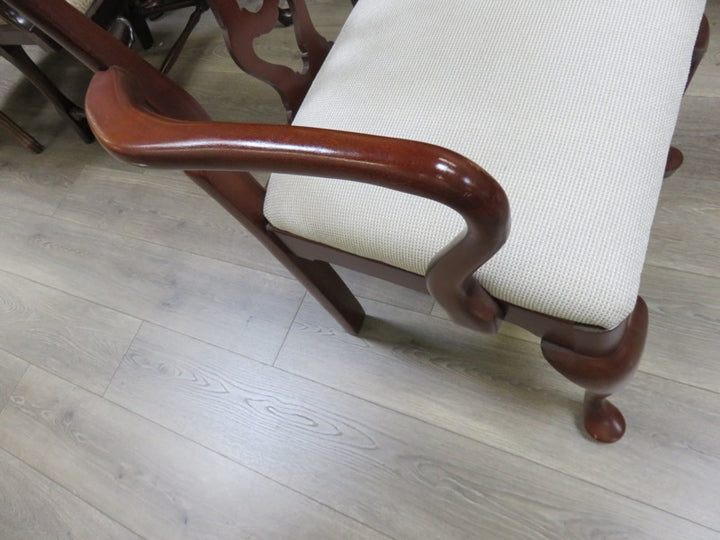 Pennsylvania House Dining Table & Chairs