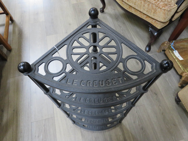 Le Creuset Cookware Stand