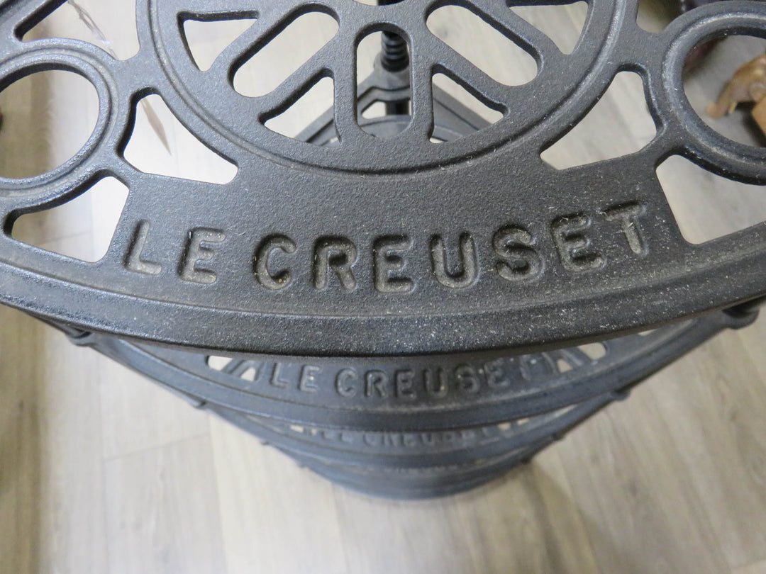 Le Creuset Cookware Stand