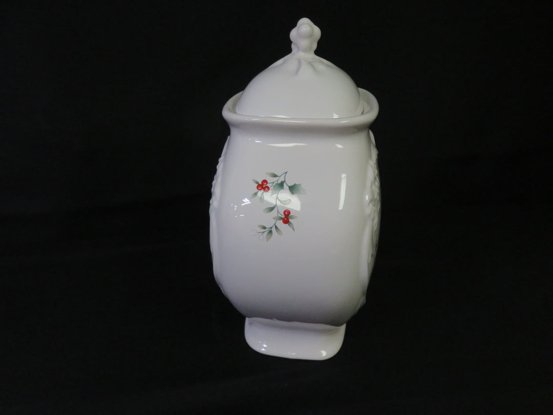 Pfaltzgraff Winterberry Cookie Jar